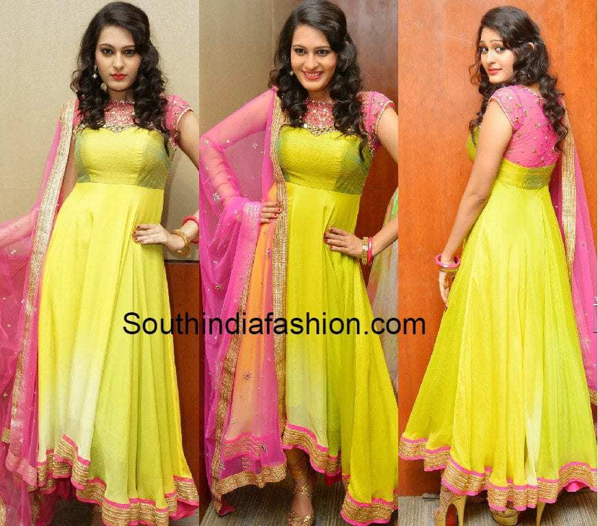 swetha jadhav in green anarkali at hilife exhibition swetha_jadhav_in_green_anarkali_at_hilife_exhibition