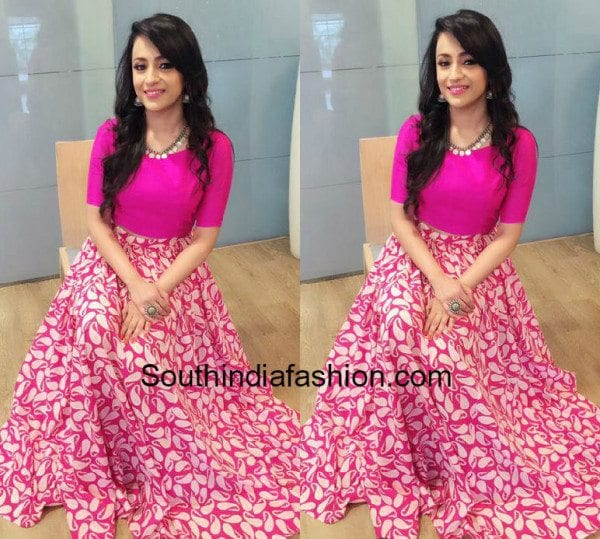 trisha_krishnan_pink_lehenga_at_nayaki_muhurat