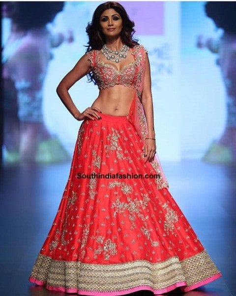 shilpa-shetty-in-anushree-reddy-lehenga