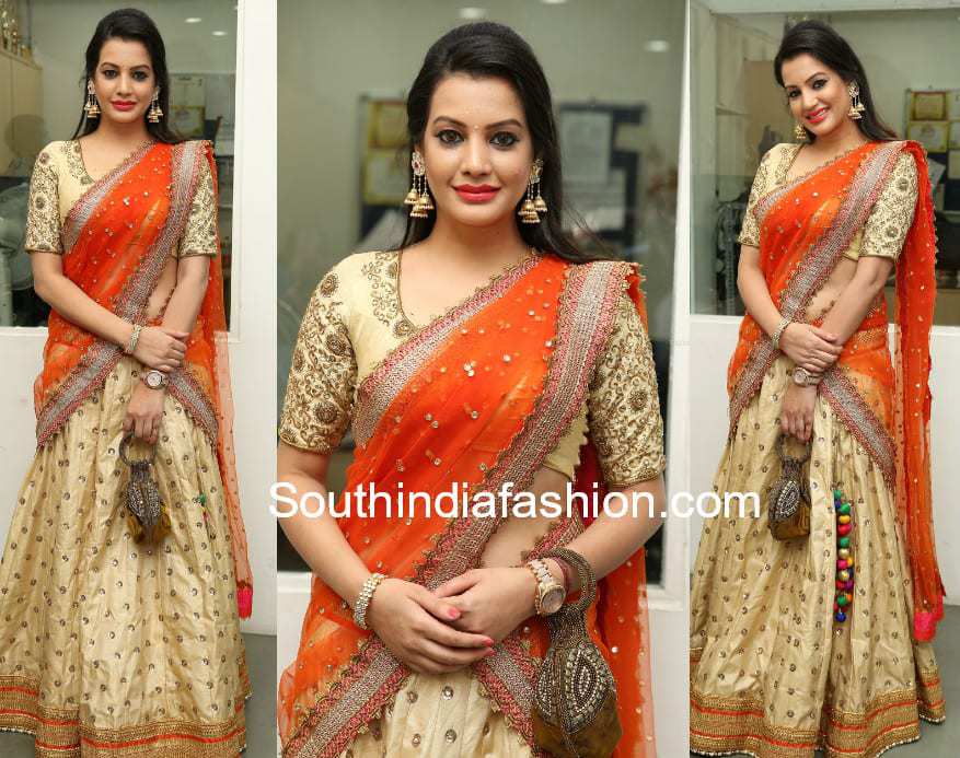 diksha panth half saree big bazaar launch