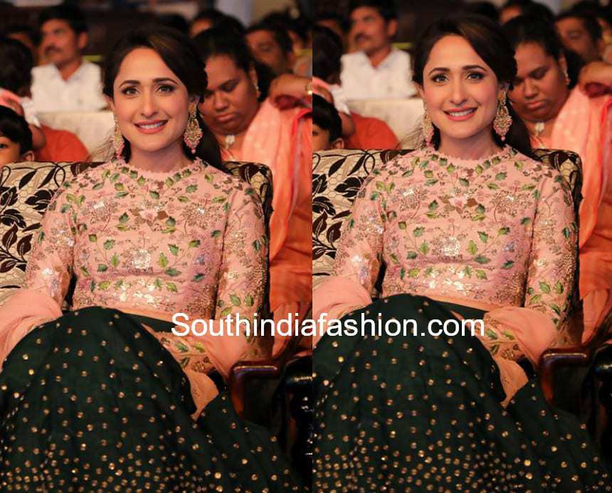 pragya jaiswal in divya reddy lehenga