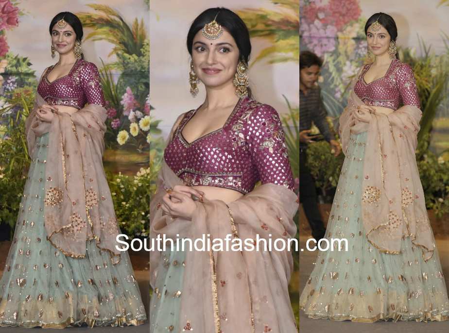 divya khosla kumar lehenga at sonam kapoor wedding reception