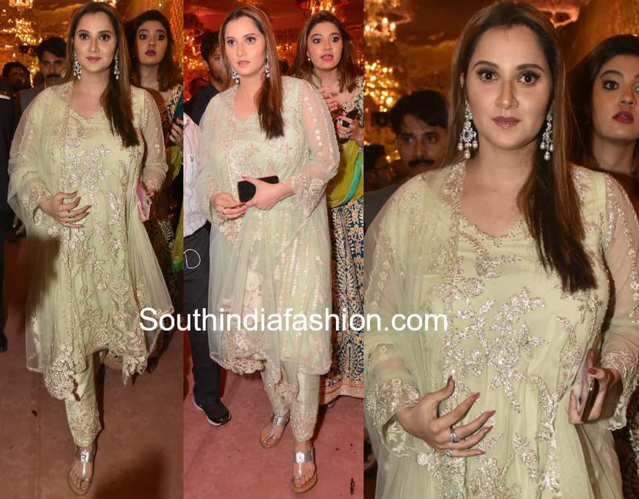 sania mirza salwar kameez in shriya bhupal wedding