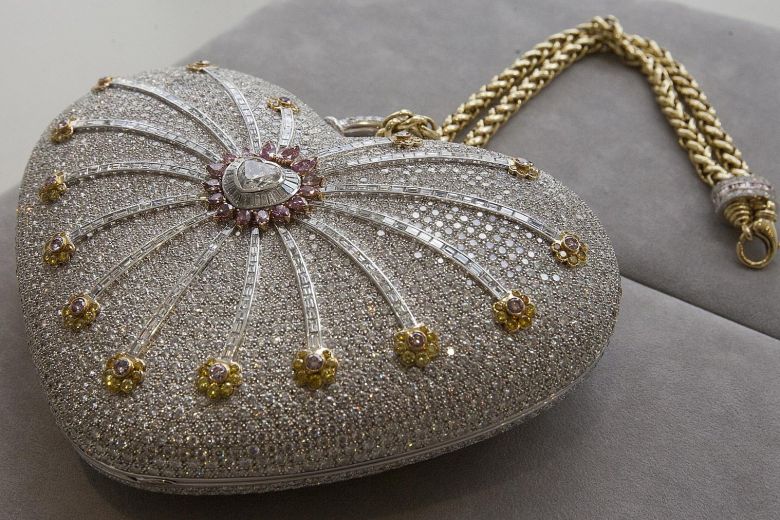 10 Most Expensive Handbag Brands in The World!