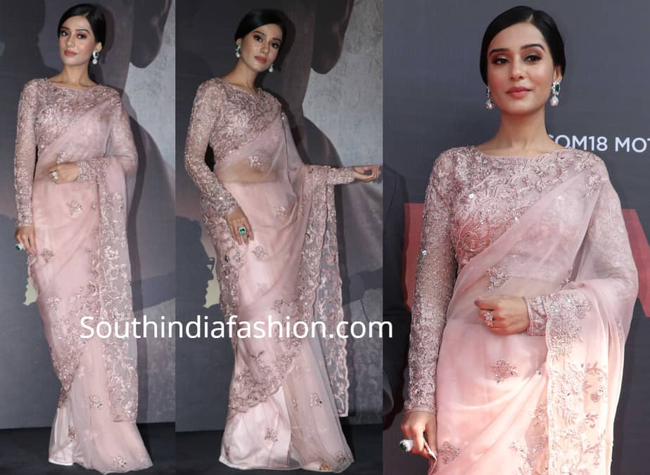 amruta rao pink saree thackrey trailer launch amrita rao in pink saree at Thackeray trailer launch