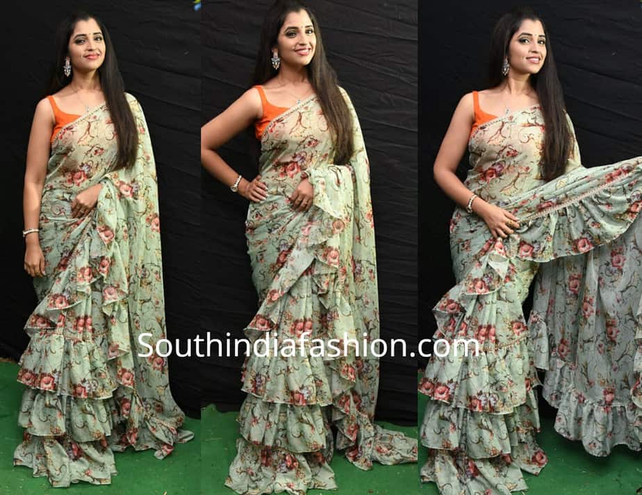 anchor syamala ruffle saree kavacham audio launch