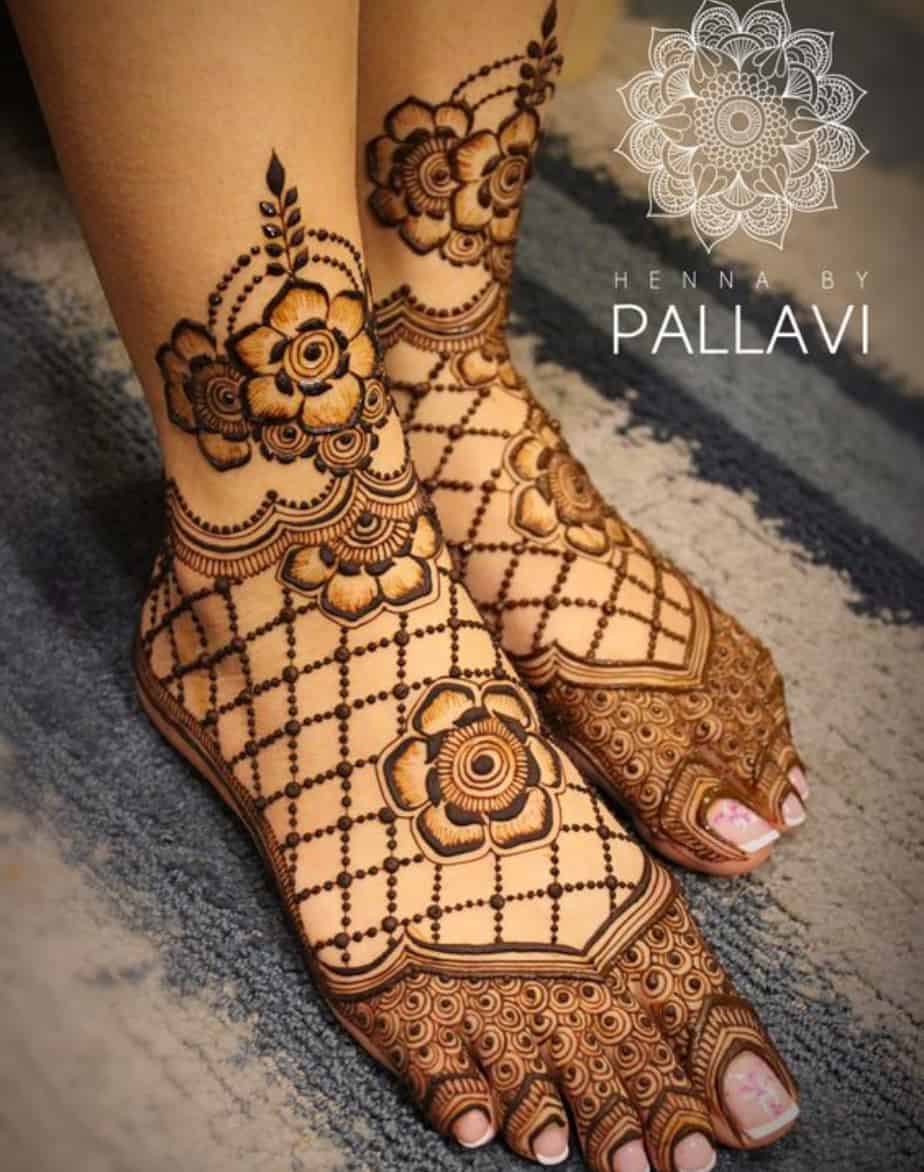 latest mehndi designs for indian brides