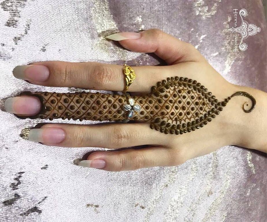 easy arabic mehndi design