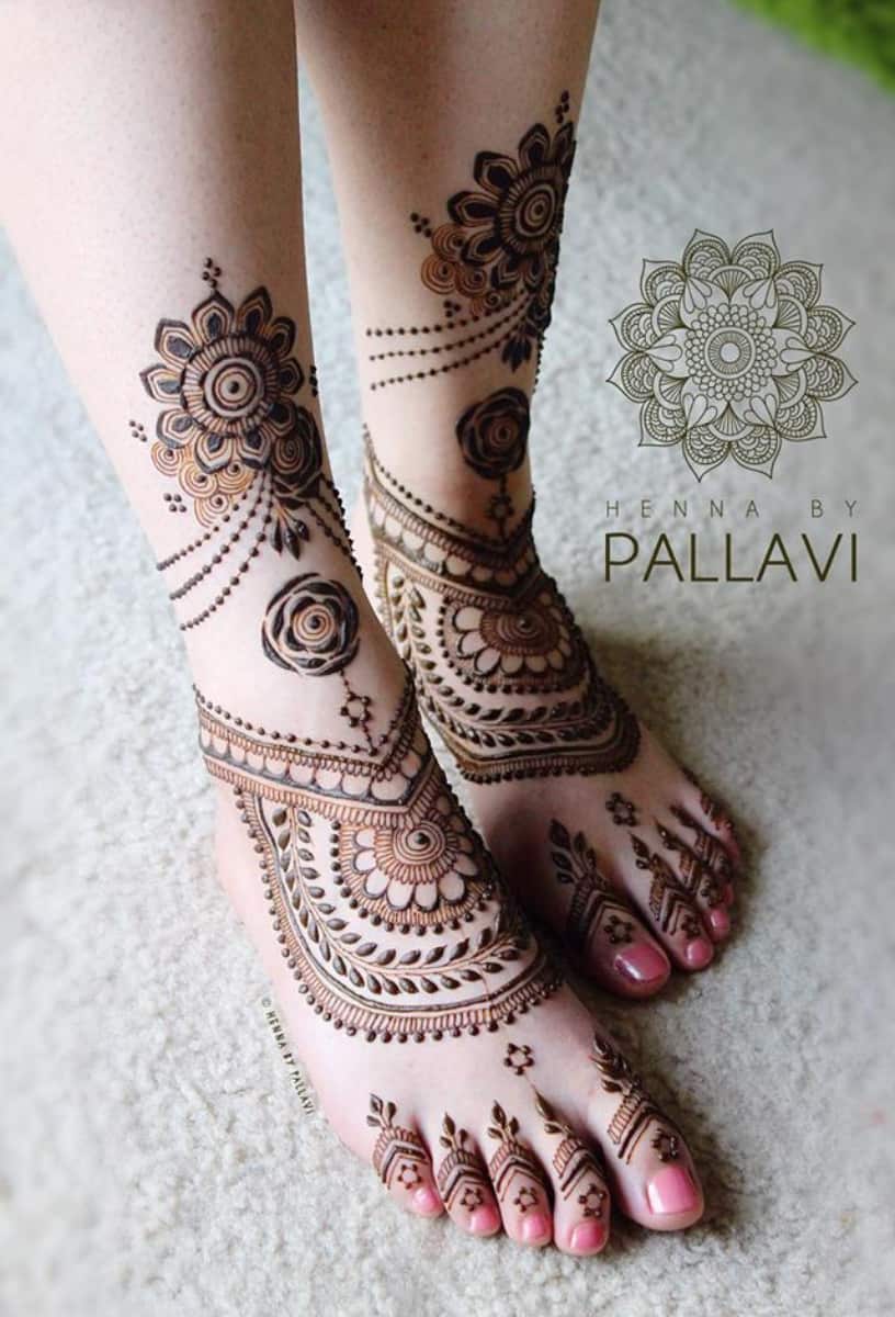 leg mehndi design 2019