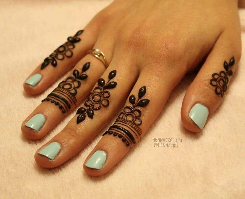 simple mehndi designs 2019