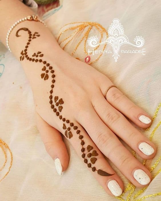 easy arabic mehndi design