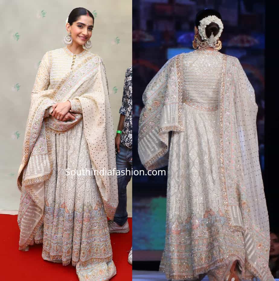 sonam kapoor anarkali abu jani sandeep khosla sonam kapoor in abu jani sandeep khosla at cpaa fashion show