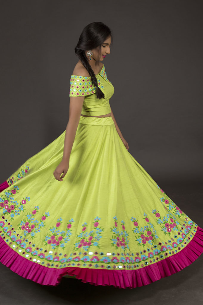 garden chic attire for wedding