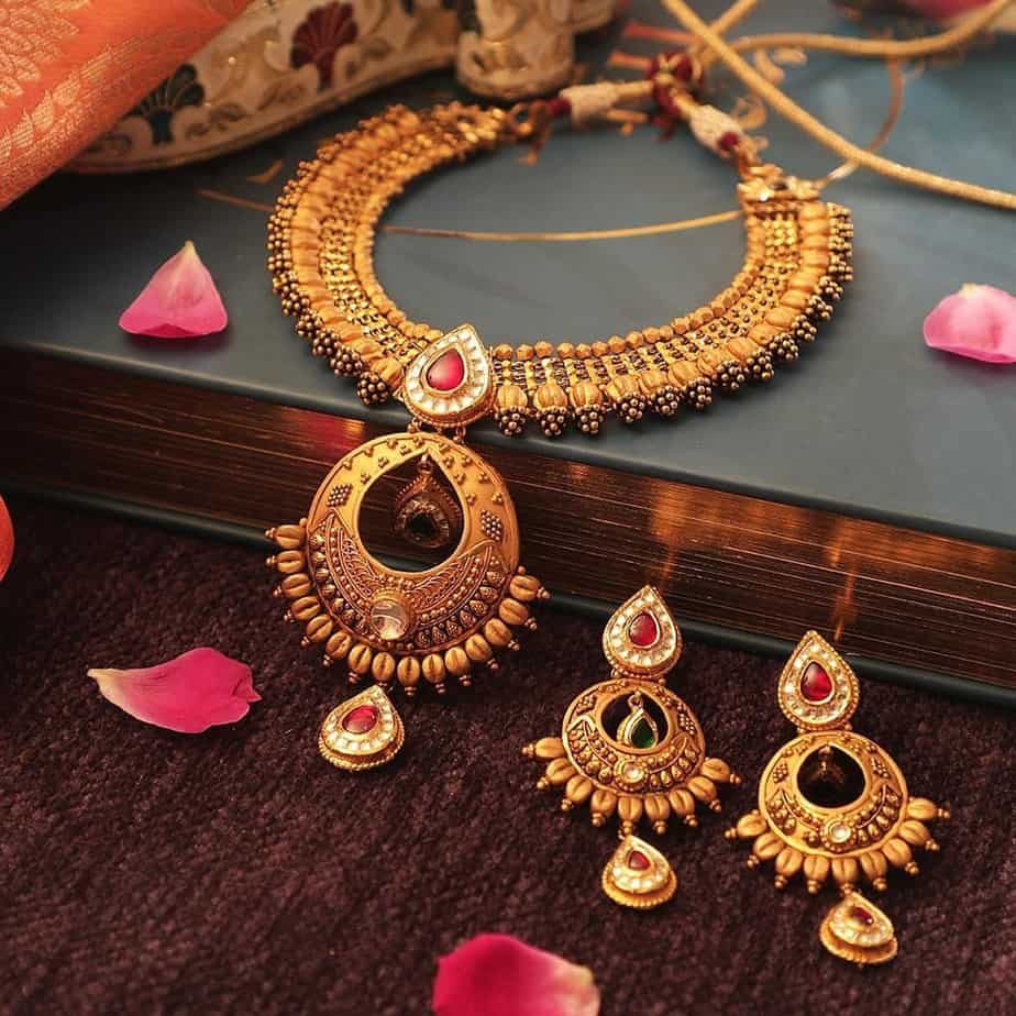 Mistakes to Avoid While Buying Gold Jewellery