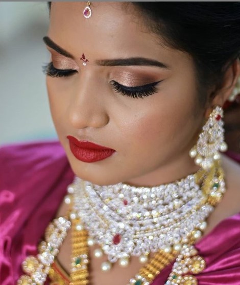 Afsha rangila bridal makeup