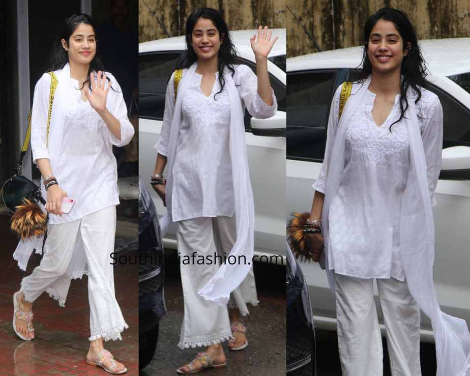 Janhvi Kapoor in a printed cotton kurta set – South India Fashion | Indian  designer outfits, Kurti designs party wear, Cotton kurti designs