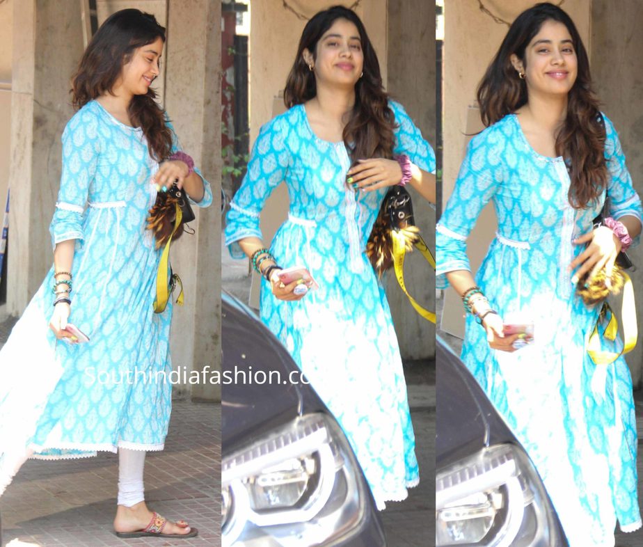 janhvi kapoor in blue and white printed kurta set