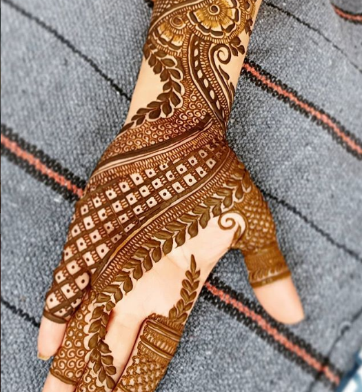 one side mehndi design for palm
