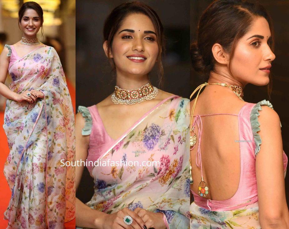 ruhani sharma in printed organza saree at hit pre release function