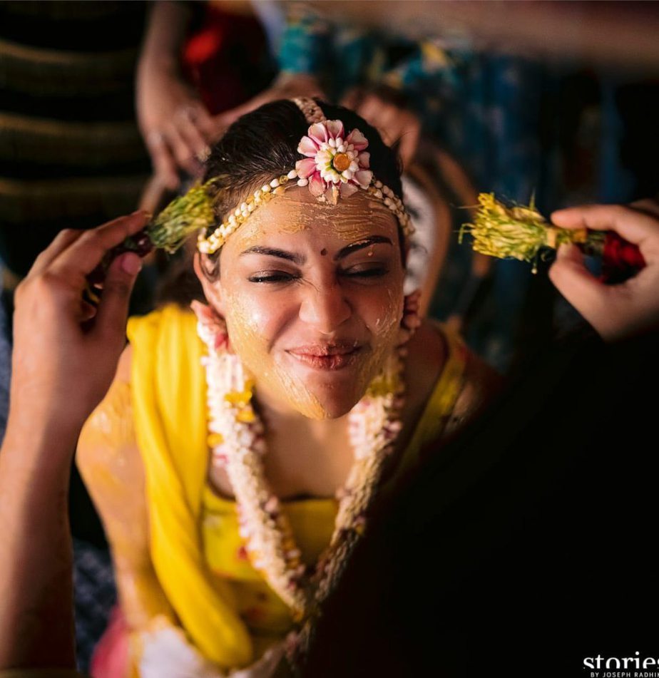 Here is the first look of Kajal Aggarwal from her haldi ceremony ...