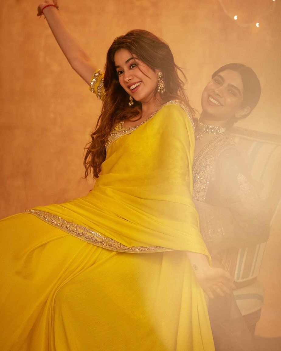 Janhvi and khushi kapoor in manish malhotra for diwali 6