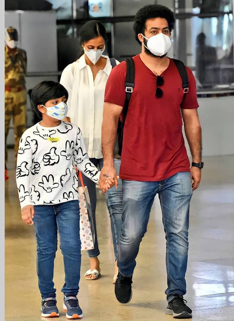 Jr ntr in casual airport look after vacay in Dubai 4