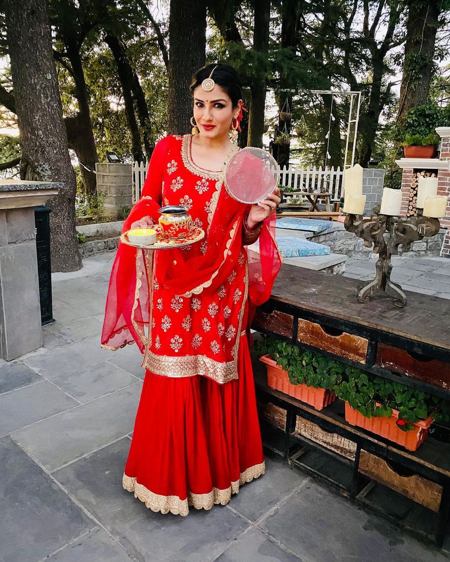 Raveeena in red salwar suit for karwa chauth 3