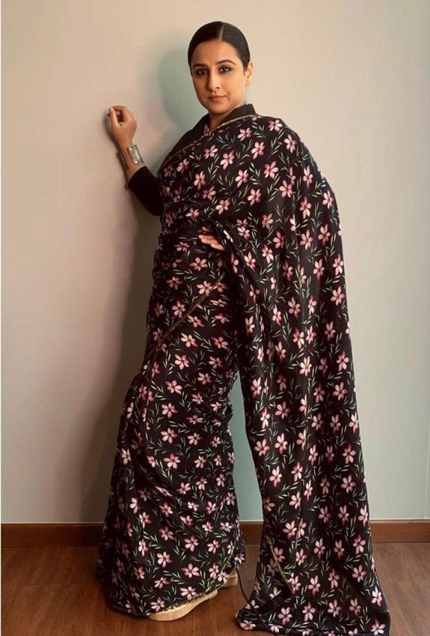 Vidya Balan looks ravishing in a Midnight Blush saree from The Haelli!