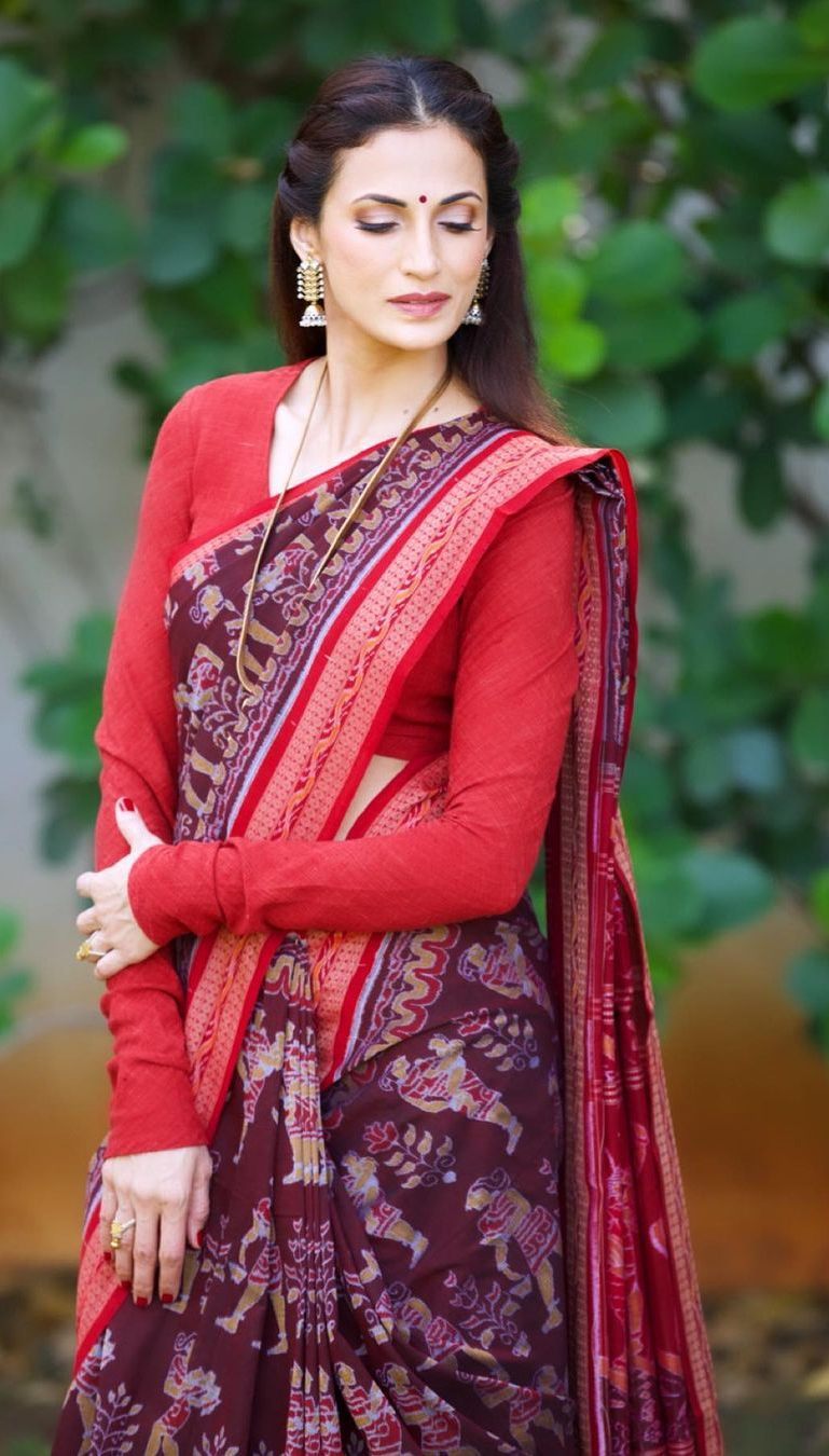 Shilpa-reddy-in-maroon-saree-by-Kanktala-for-qa.jpg