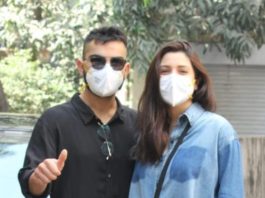 Virat Kohli and Anushka Sharma spotted first time after baby birth5