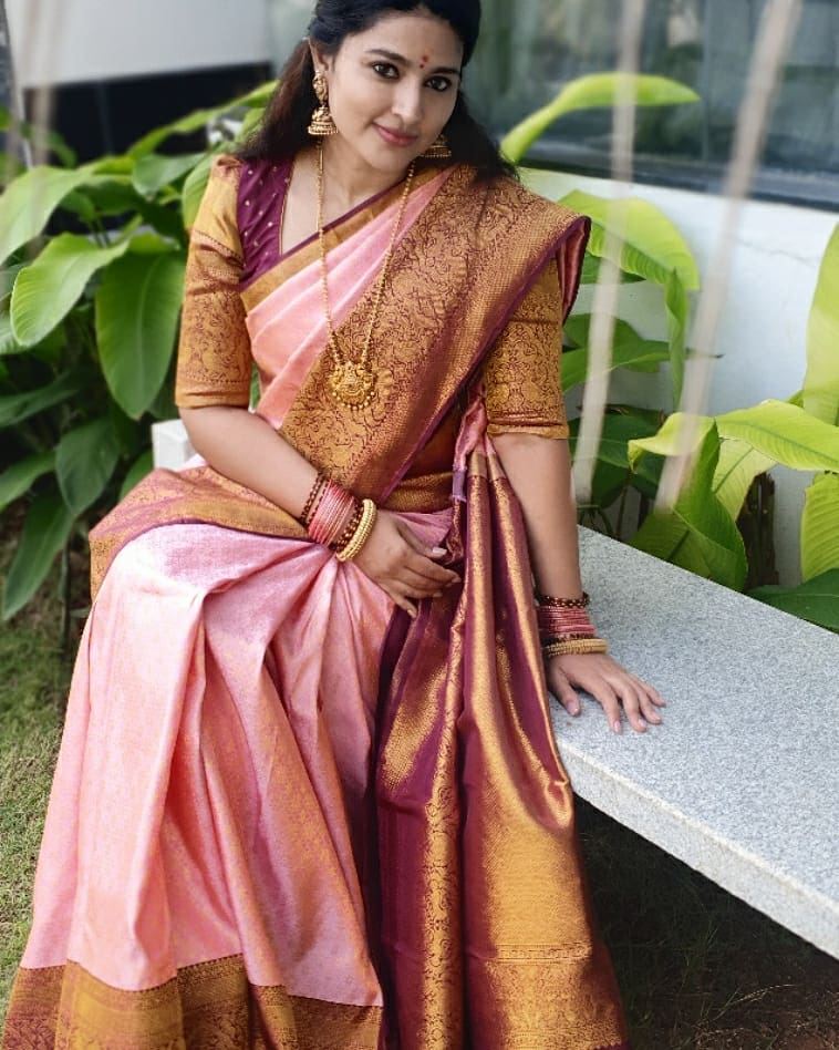 sneha prasanna in baby pink violet kanjeevaram saree for pongal celebrations