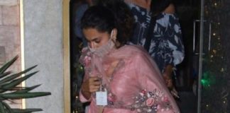 An all-pink suit can never fail to leave us in awe. Recently, we had witnessed a rising usage of pink in celebs for creating western and ethnic outfits. Pink has become a go-to color for recreating looks for different events. Scroll down to have a closer look at the pink suit of Taapsee Pannu. Taapsee Pannu was spotted in Juhu, opting for a shimmering pink three-piece suit from the label La Glitz by Chhavi. The suit had floral embroidery near the neckline and was teamed up with an organza dupatta. The entire fabric was plain except for work done on the neckline and dupatta borders. She upped her look by choosing golden glittered Punjabi Juttis. There’s more. She also carried a beige-brown crossbody sling bag to give a glam finish to her ethnic look. Lastly, she wore a light-brown colored mask and tied her heavy curly hair in a high ponytail.