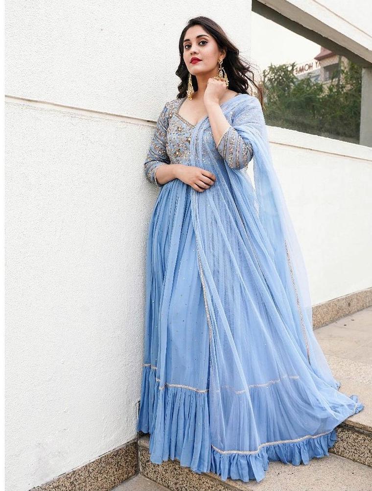 Surbhi Puranik in powder blue anrklai by Nallamz for Sashi promotions Surbhi Puranik in powder blue anrklai by Nallamz for Sashi promotions