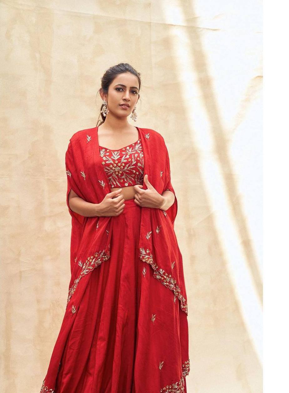 Niharika Konidela stuns in a red Pratyusha Garimella lehenga for Zee ...