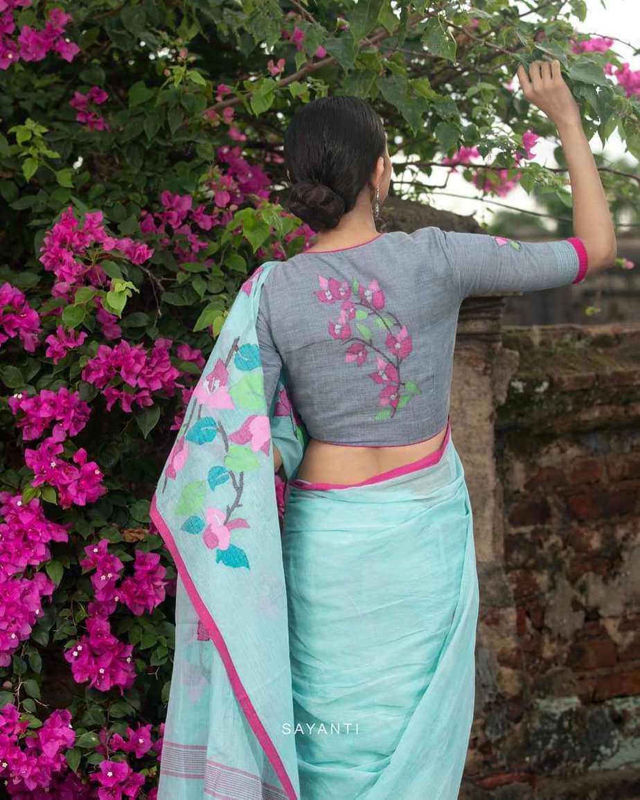 ये Bengali Sarees For Women ट्रेडिशनल ट्विस्ट के साथ देंगी मॉर्डन लुक,  परफेक्ट लुक के लिए लोकप्रिय | bengali sarees for women to make your  appearance fabulous and you look wow | HerZindagi