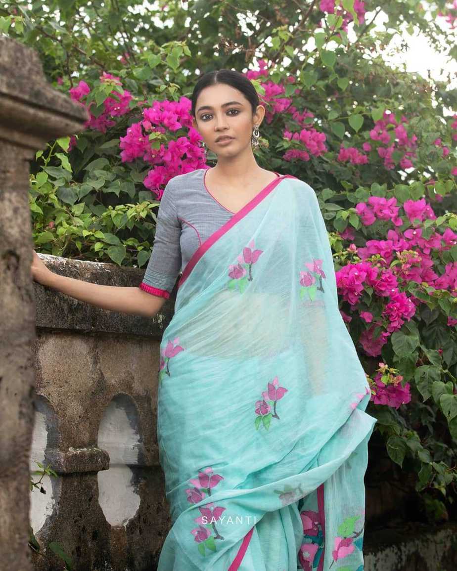New design saree blouse models photos – Best blouse designs images | Blouse  designs, Blouse neck designs, Saree blouse designs – Latest Best Selling  Shop women's shirts high-quality blouses