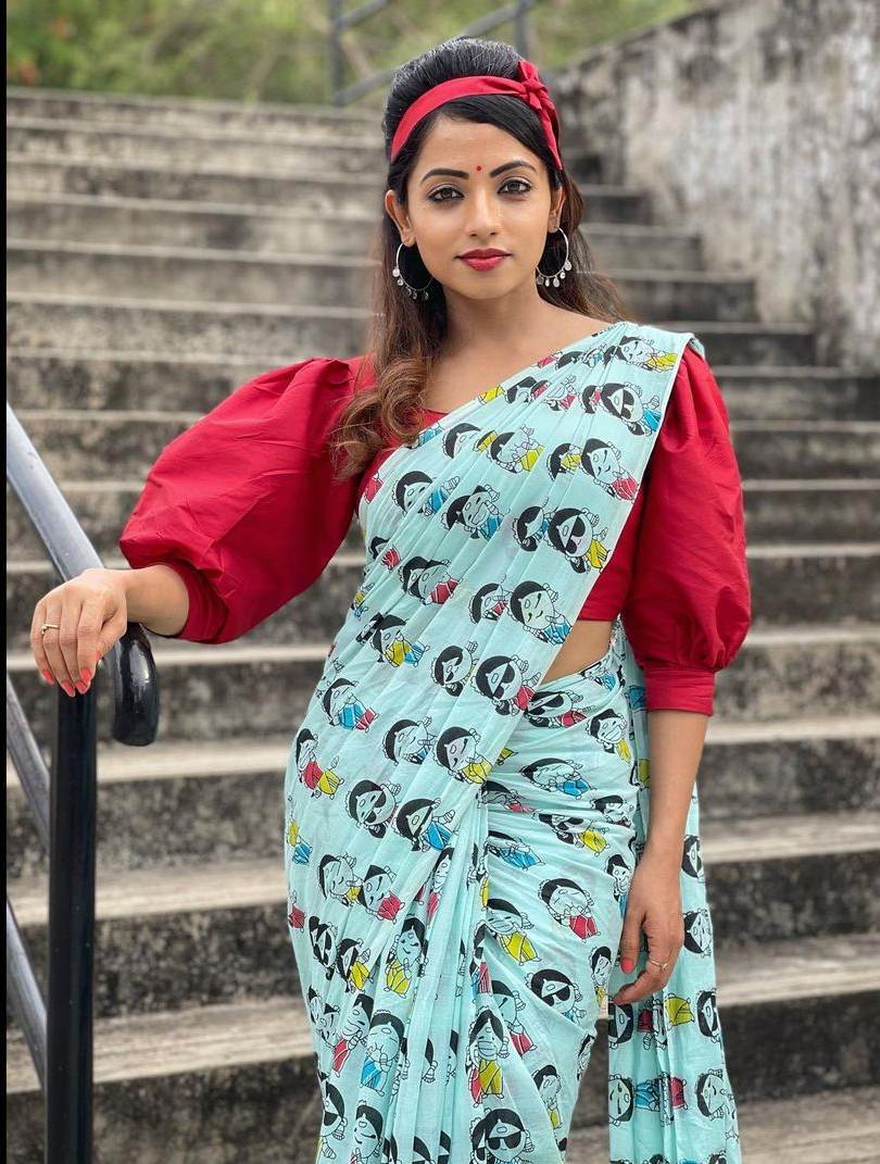 Retro style sarees online sales