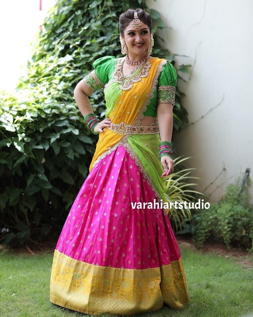 Sridevi Vijaykumar looks beautiful in a traditional half saree!