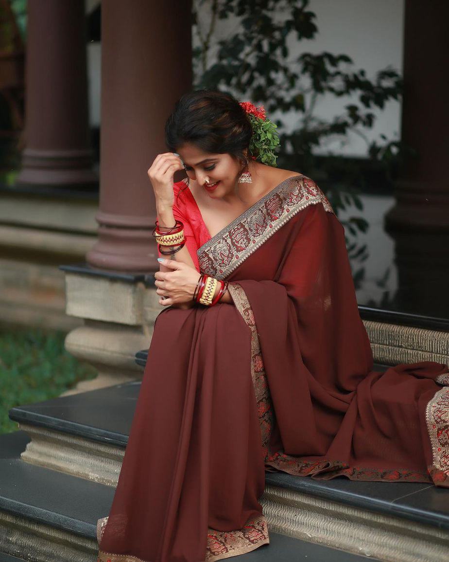 Share 224+ coffee brown saree matching blouse super hot