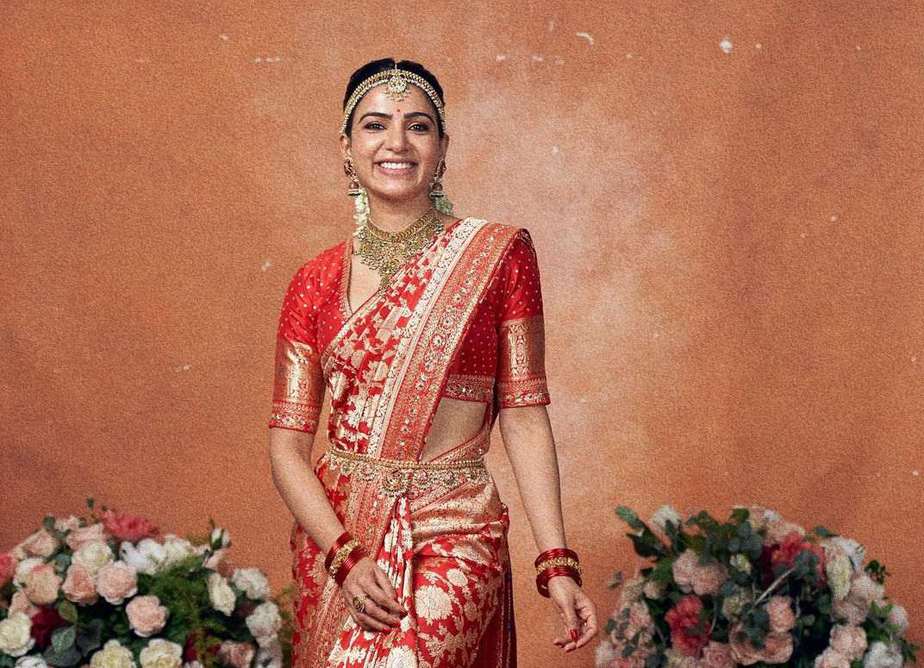Samantha Akkineni in a red benarasi saree by mavuris for colgate ad-2