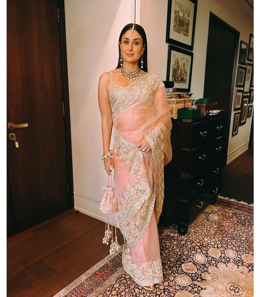 Kareena Kapoor Looks Magnificent In A Pink Organza Saree For Ranbir Kapoors Wedding 