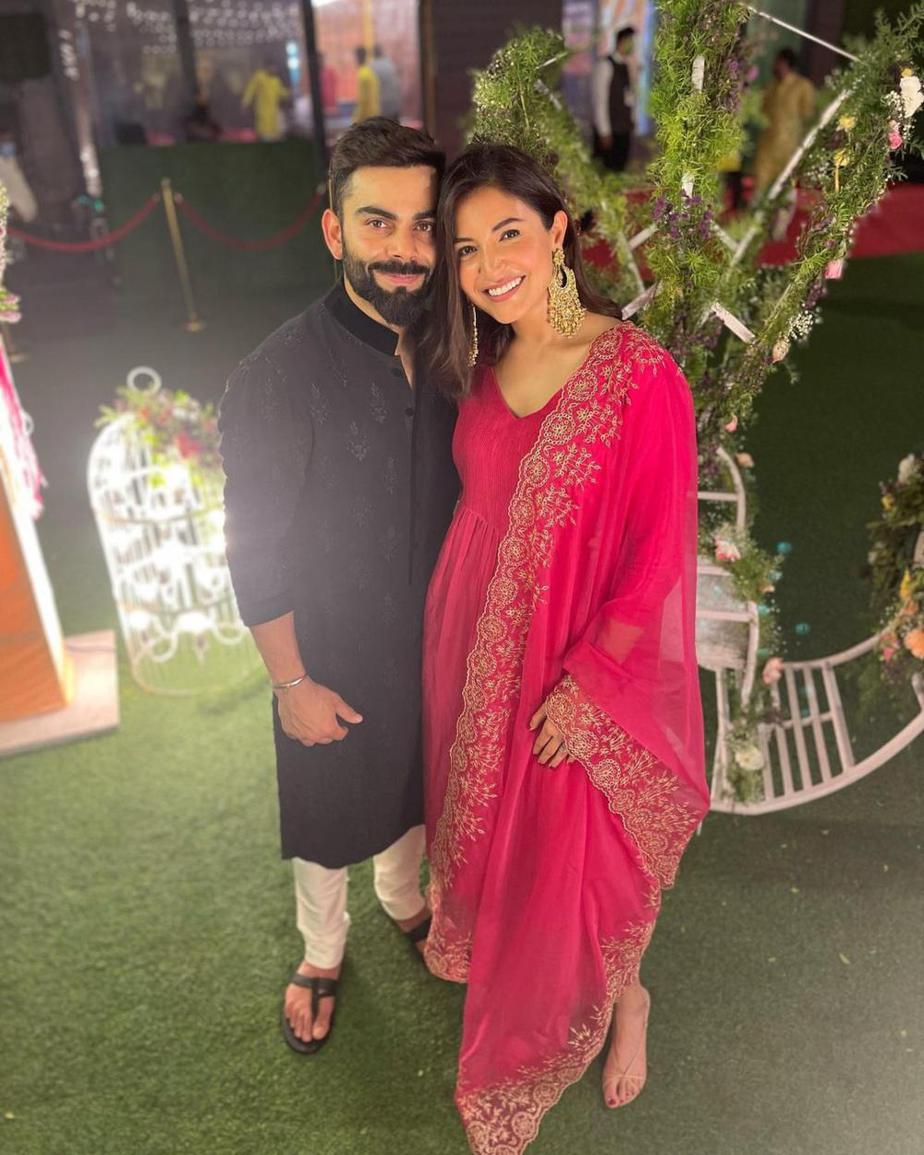 All you need to know about Virat Kohli's ivory sherwani and Anushka Sharma's  lehenga – India TV