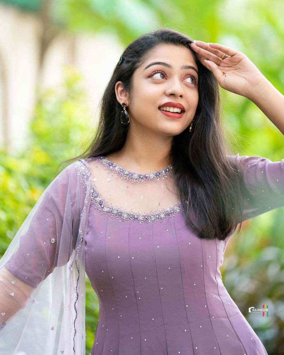 varsha bollamma in a purple kurta set by zyra design-1
