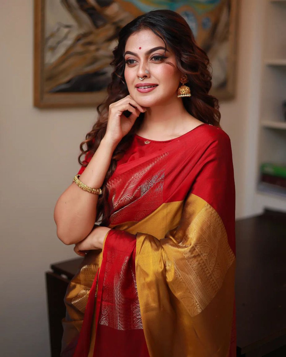 anusree nair in yellow silk saree by iha designs-1