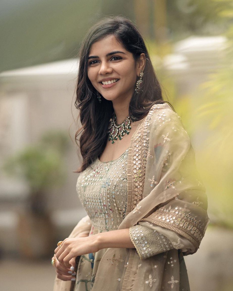 Kalyani Priyadarshan in a kalamkari anarkali for a wedding!