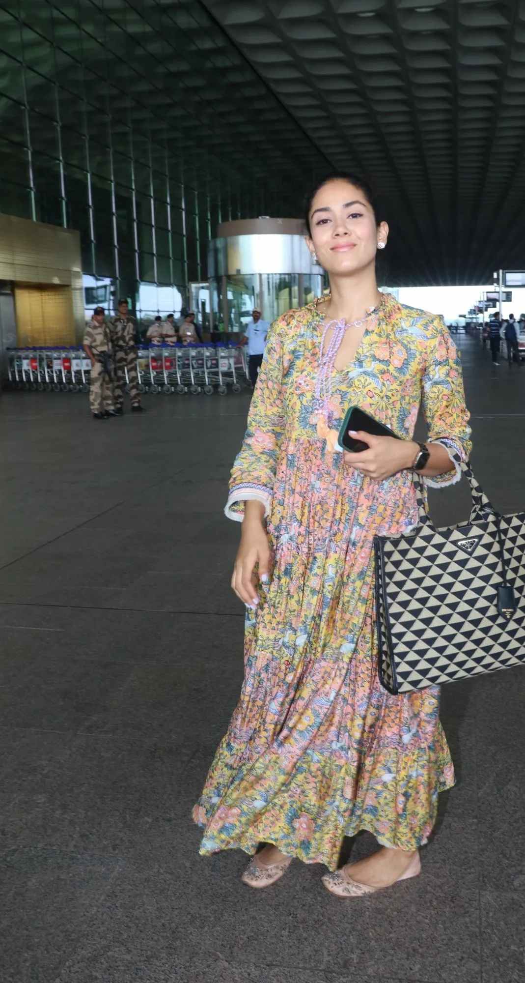 Mira Rajput in a floral handblocked maxi dress at the airport!