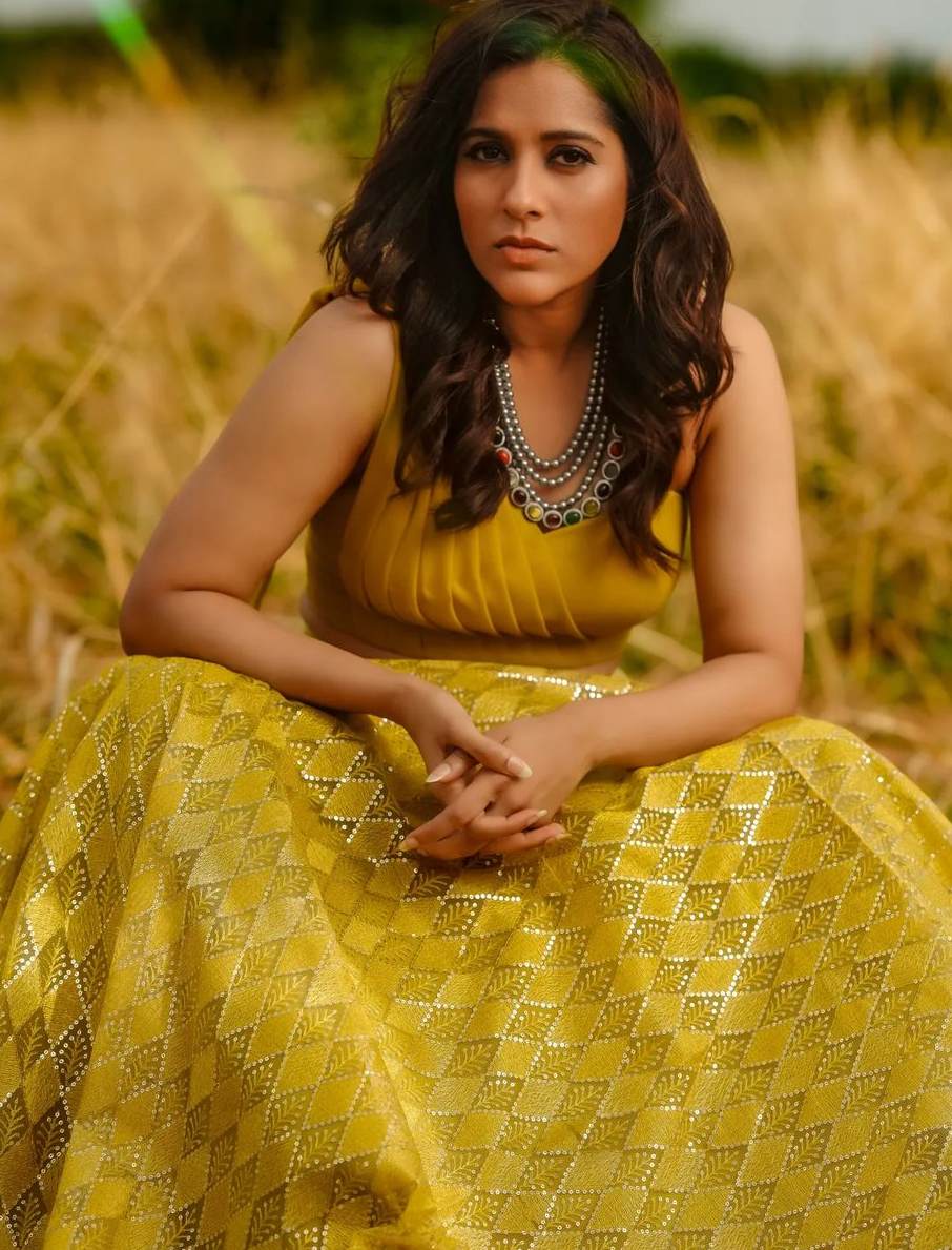 rashmi gautam in yellow lehenga by varahi couture2