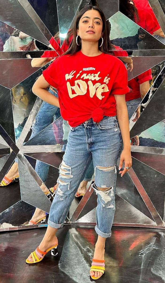 style fashion in a red T-shirt-distressed denim!