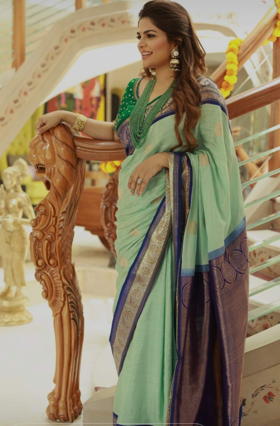 viranica manchu and family in blue label vida for ganesh puja4