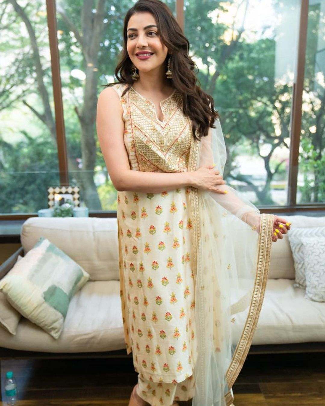 Kajal agarwal dress online shopping top